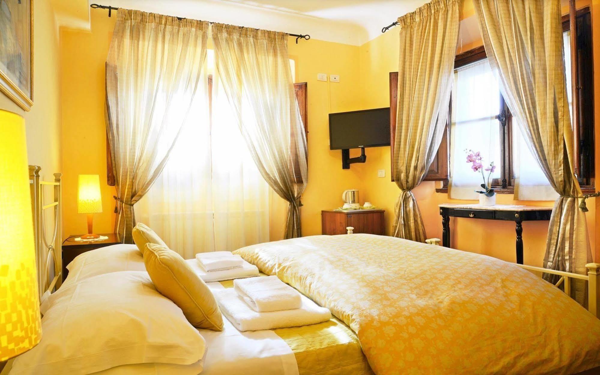 Sani Tourist House Hotel Firenze Eksteriør billede